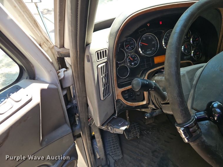 image for item EI8219 2011 International  ProStar dump truck