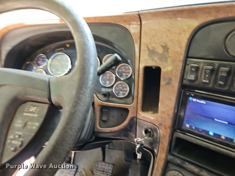 image for item EI8219 2011 International  ProStar dump truck