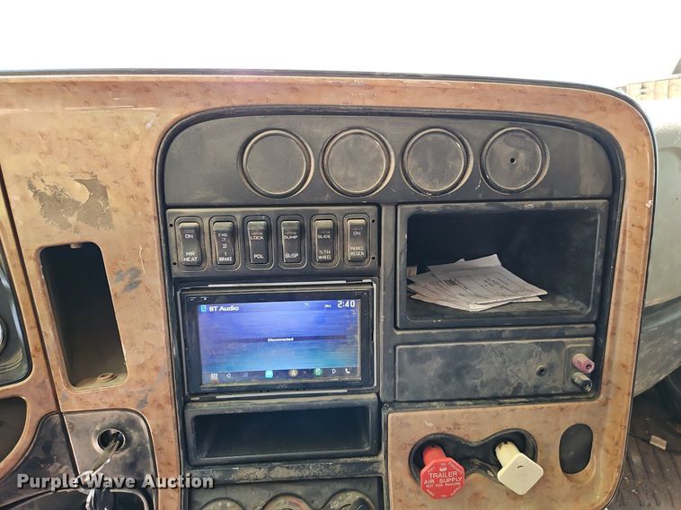 image for item EI8219 2011 International  ProStar dump truck