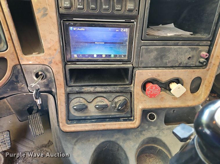 image for item EI8219 2011 International  ProStar dump truck