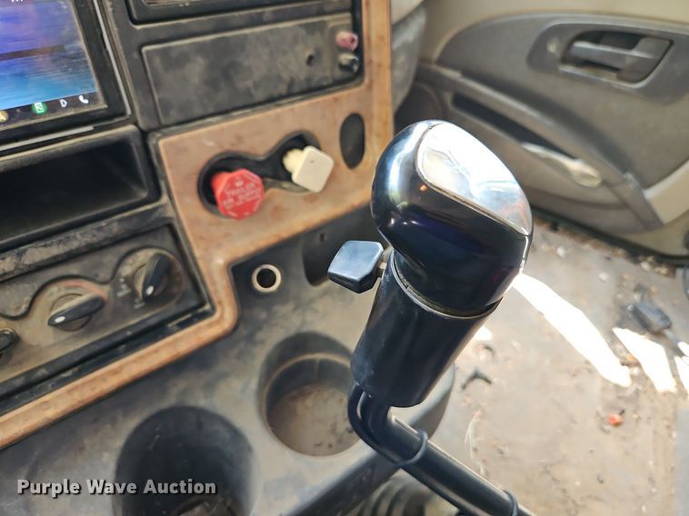 image for item EI8219 2011 International  ProStar dump truck