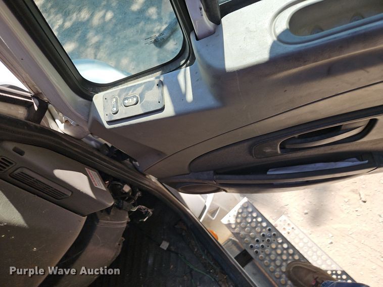 image for item EI8219 2011 International  ProStar dump truck