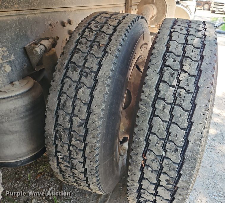 image for item EI8219 2011 International  ProStar dump truck