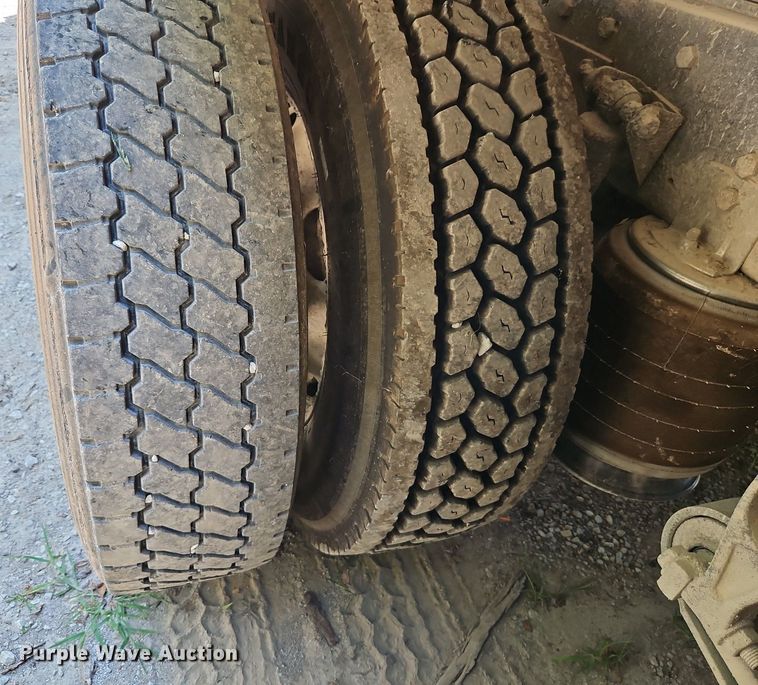 image for item EI8219 2011 International  ProStar dump truck