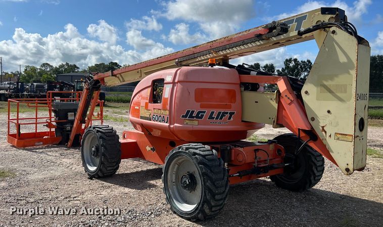 image for item EJ2856 2015 JLG 600AJ boom lift