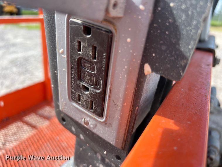 image for item EJ2856 2015 JLG 600AJ boom lift