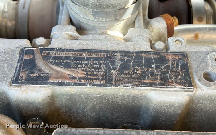 image for item EJ2856 2015 JLG 600AJ boom lift