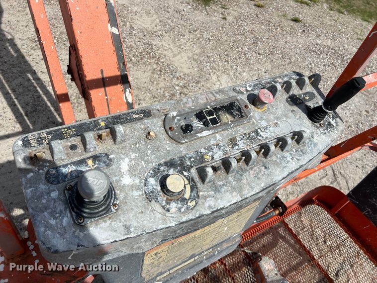 image for item EJ2857 2014 JLG 800AJ boom lift