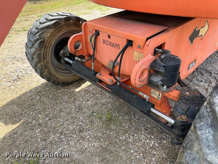 image for item EJ2857 2014 JLG 800AJ boom lift