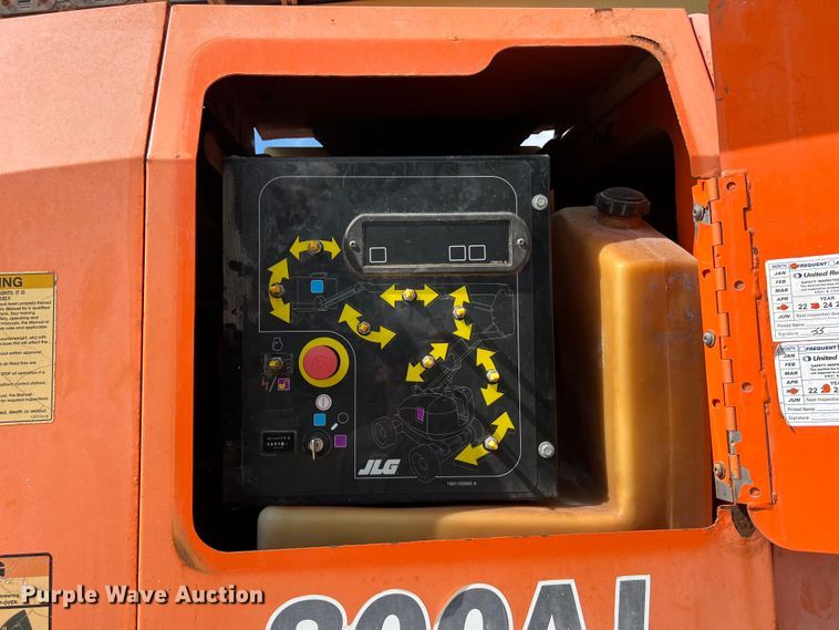 image for item EJ2857 2014 JLG 800AJ boom lift