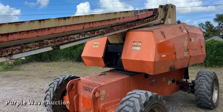 image for item EJ2858 2013 JLG 800S boom lift