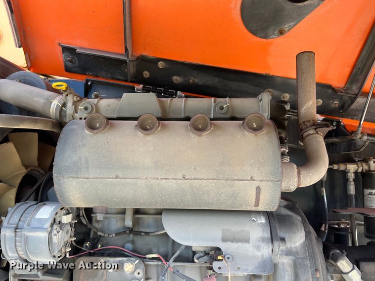 image for item EJ2858 2013 JLG 800S boom lift