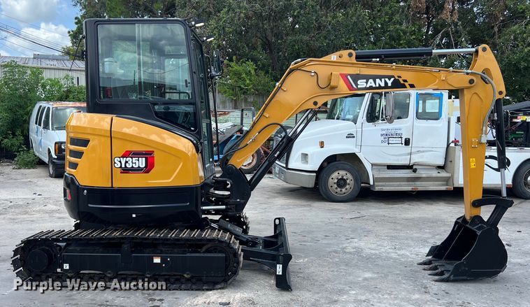 image for item EJ2859 2024 Sany SY35U mini excavator