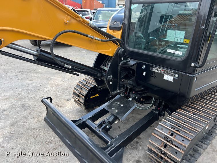 image for item EJ2859 2024 Sany SY35U mini excavator