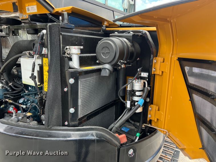 image for item EJ2859 2024 Sany SY35U mini excavator