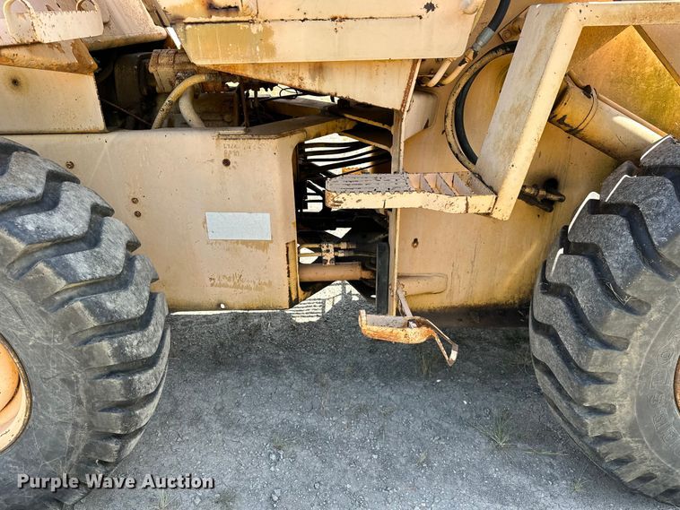 image for item EJ4483 Case W14C wheel loader