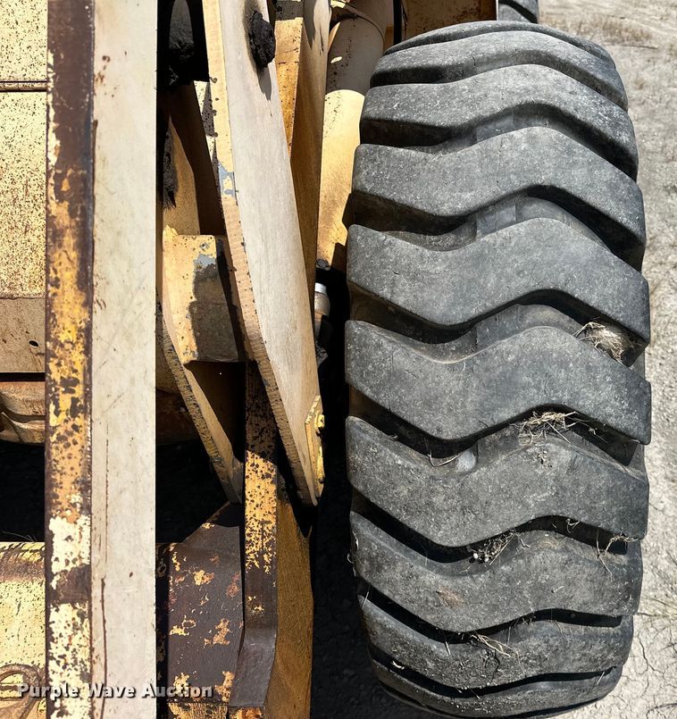 image for item EJ4483 Case W14C wheel loader