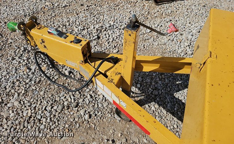 image for item EJ5730 2017 Regi 6/10DT dump trailer