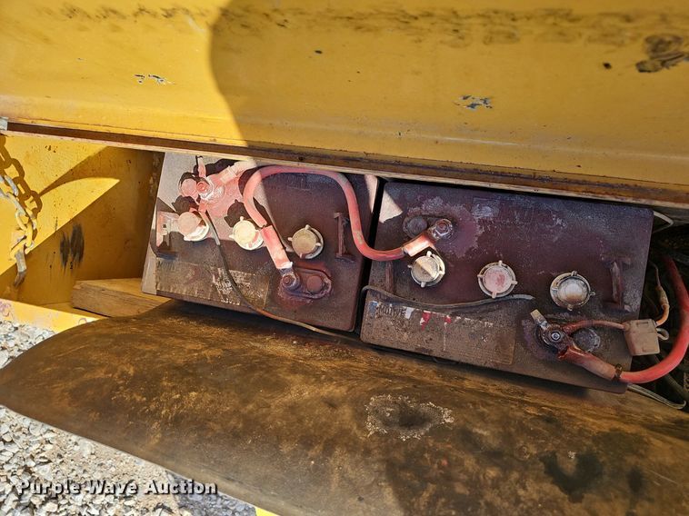 image for item EJ5730 2017 Regi 6/10DT dump trailer