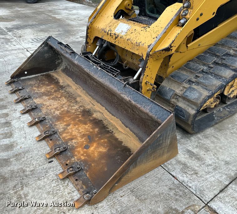 image for item EJ7114 2015 Caterpillar  279D tracked skid steer loader