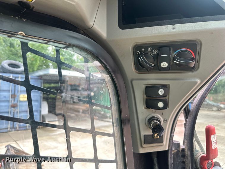 image for item EJ7114 2015 Caterpillar  279D tracked skid steer loader