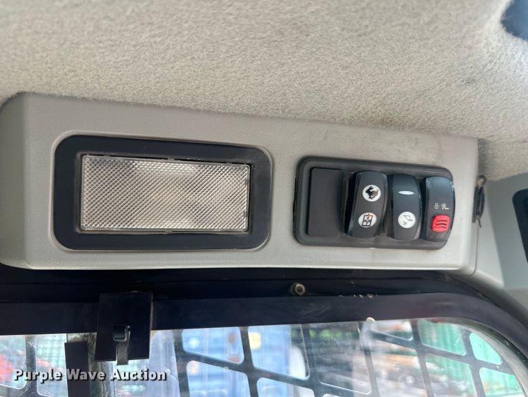 image for item EJ7114 2015 Caterpillar  279D tracked skid steer loader