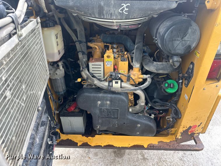 image for item EJ7114 2015 Caterpillar  279D tracked skid steer loader