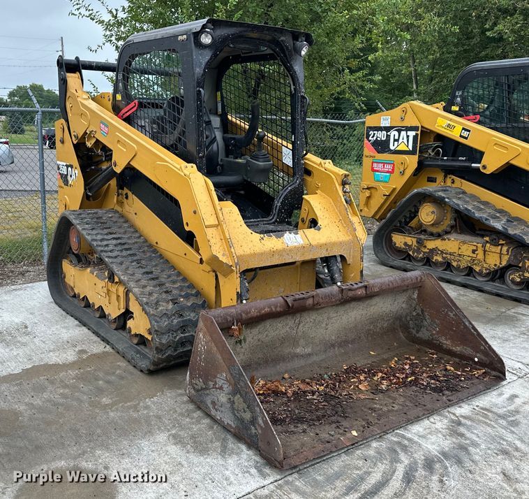 image for item EJ7115 2017 Caterpillar  259D tracked skid steer loader