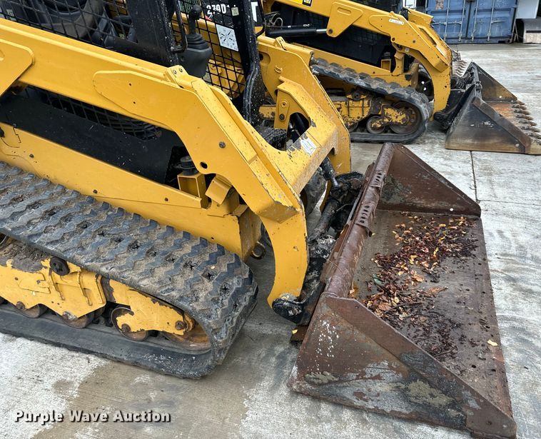 image for item EJ7115 2017 Caterpillar  259D tracked skid steer loader