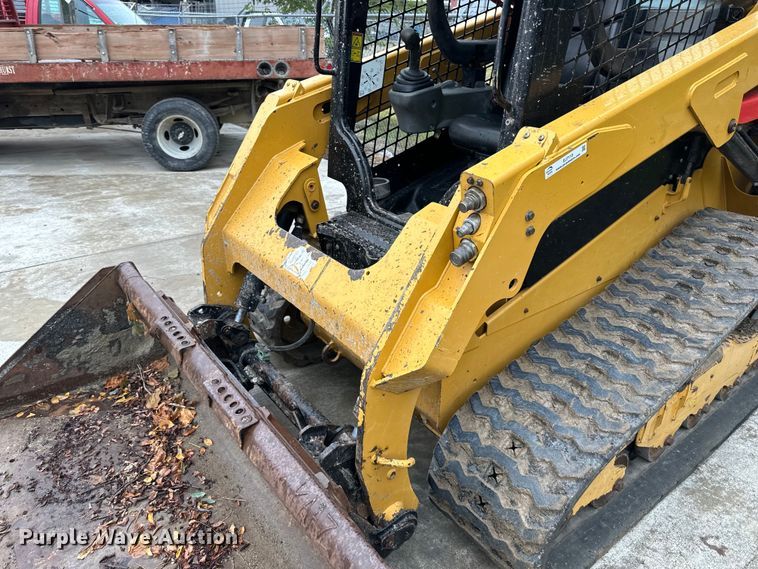 image for item EJ7115 2017 Caterpillar  259D tracked skid steer loader