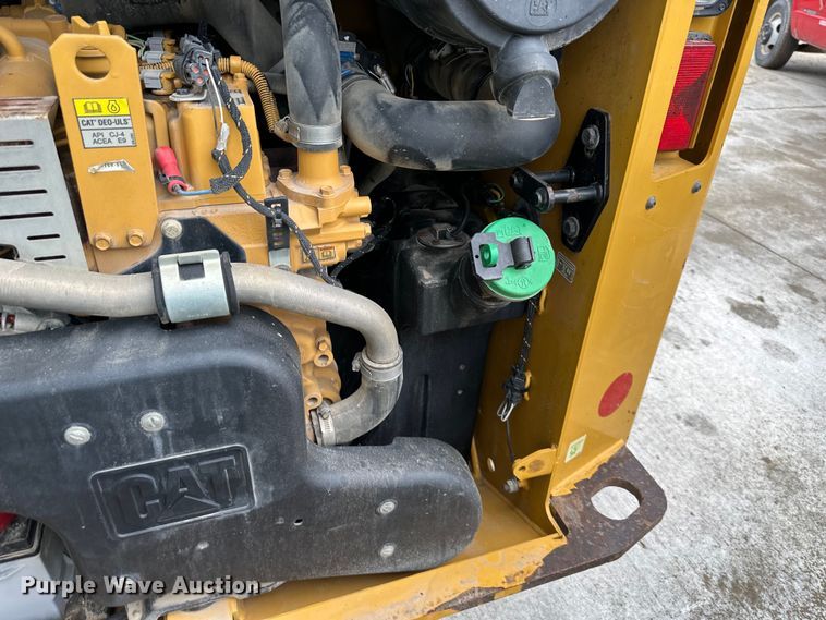 image for item EJ7115 2017 Caterpillar  259D tracked skid steer loader