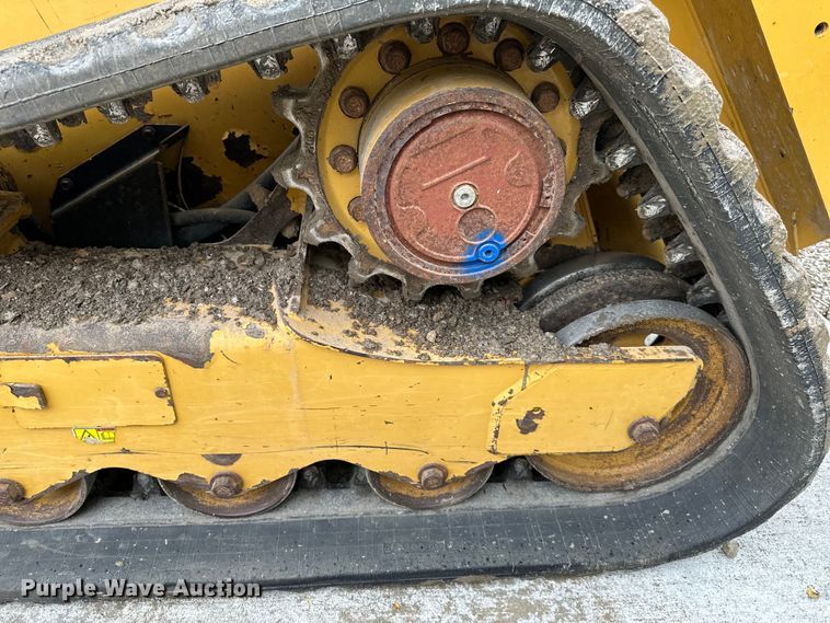 image for item EJ7115 2017 Caterpillar  259D tracked skid steer loader
