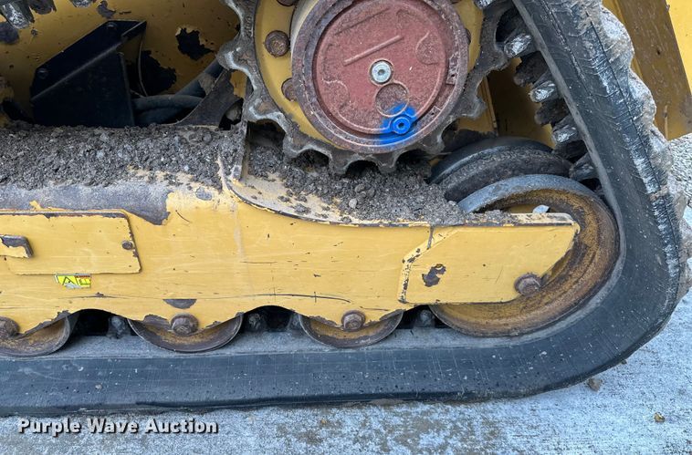 image for item EJ7115 2017 Caterpillar  259D tracked skid steer loader