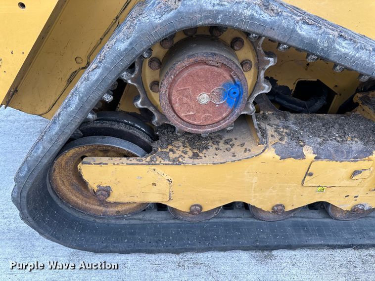 image for item EJ7115 2017 Caterpillar  259D tracked skid steer loader