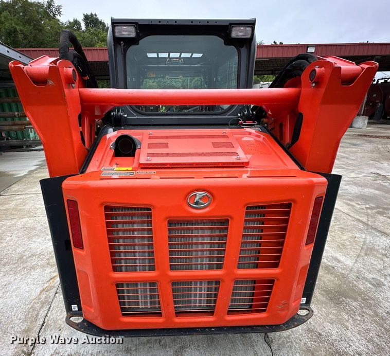 image for item EJ7116 2020 Kubota  SVL65-2 tracked skid steer loader