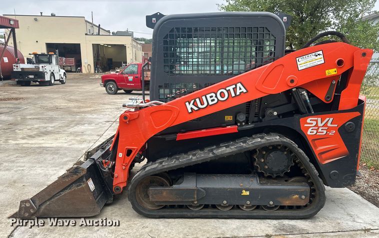 image for item EJ7116 2020 Kubota  SVL65-2 tracked skid steer loader