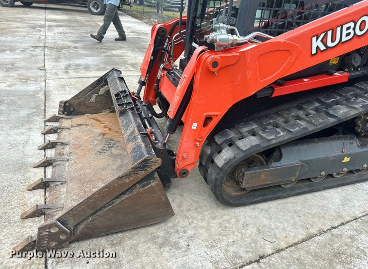 image for item EJ7116 2020 Kubota  SVL65-2 tracked skid steer loader