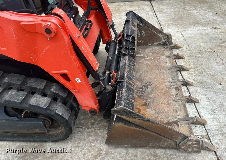 image for item EJ7116 2020 Kubota  SVL65-2 tracked skid steer loader