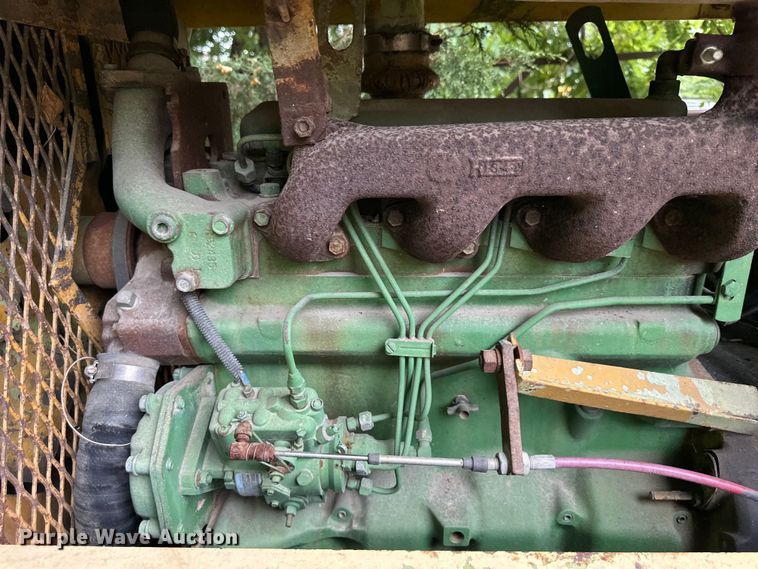 image for item EJ7119 Rayco  single drum vibratory roller