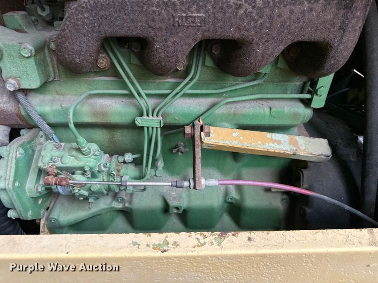 image for item EJ7119 Rayco  single drum vibratory roller