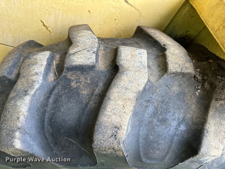 image for item EJ7119 Rayco  single drum vibratory roller