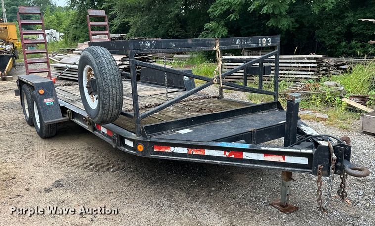 image for item EJ7121 2004 Towmaster  equipment trailer