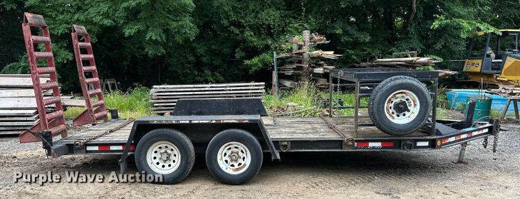 image for item EJ7121 2004 Towmaster  equipment trailer