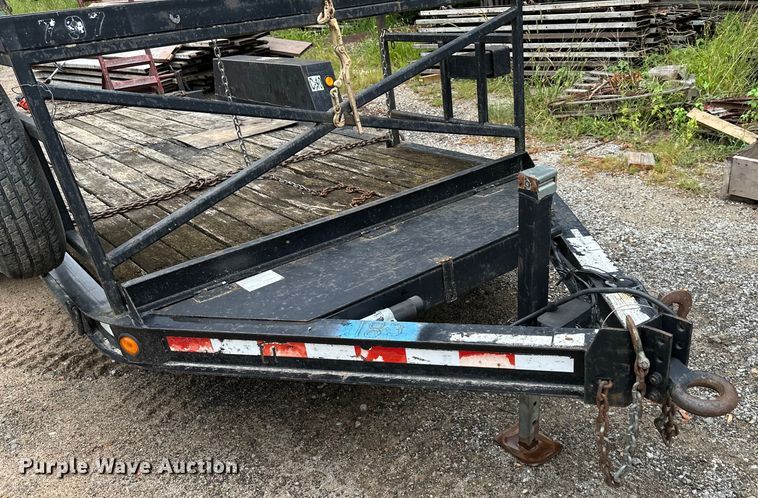 image for item EJ7121 2004 Towmaster  equipment trailer