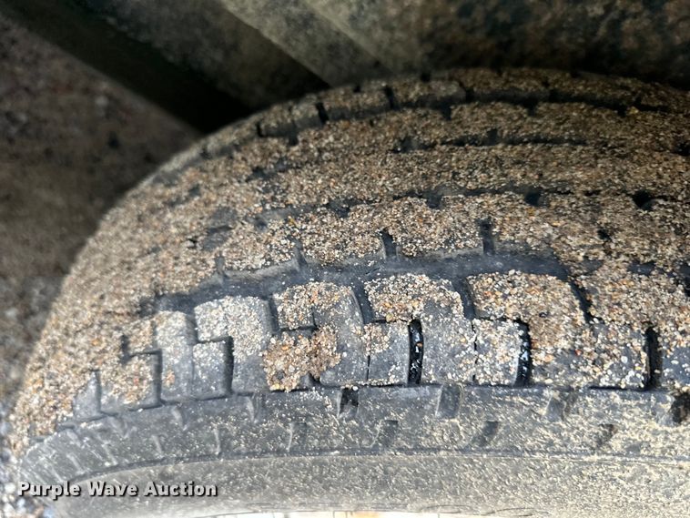 image for item EJ7121 2004 Towmaster  equipment trailer