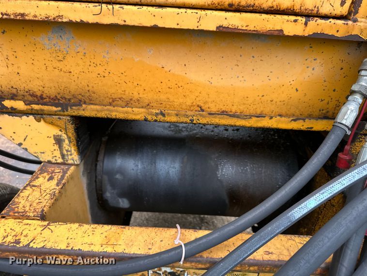 image for item EJ7122 Gomaco conveyor