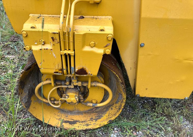 image for item EJ7123 Bomag  BW120AD double drum vibratory roller