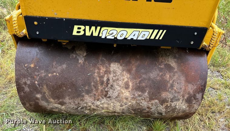 image for item EJ7123 Bomag  BW120AD double drum vibratory roller