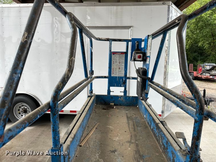 image for item EJ7126 Genie  GS-2032 scissor lift