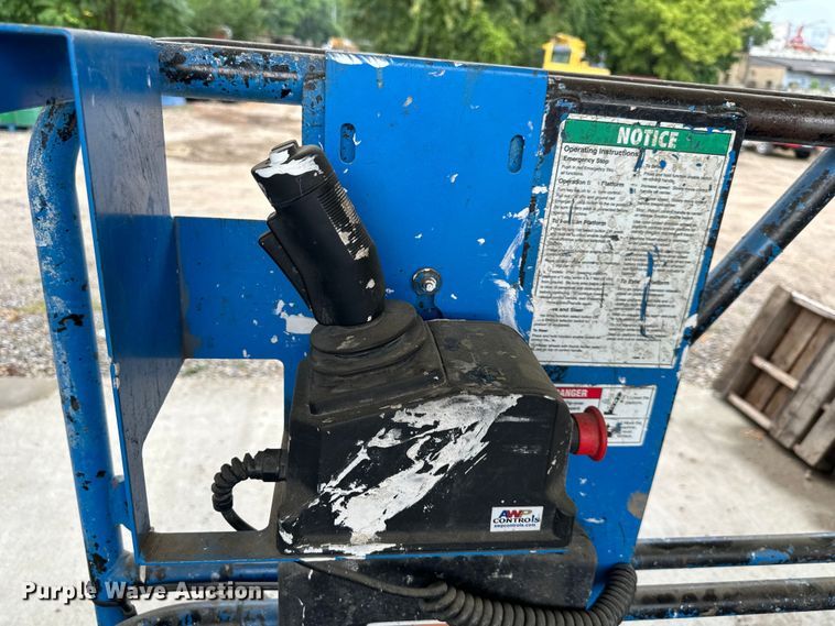 image for item EJ7126 Genie  GS-2032 scissor lift